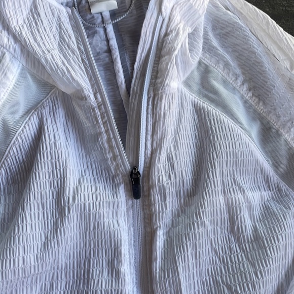 New balance zip up - Picture 3 of 9